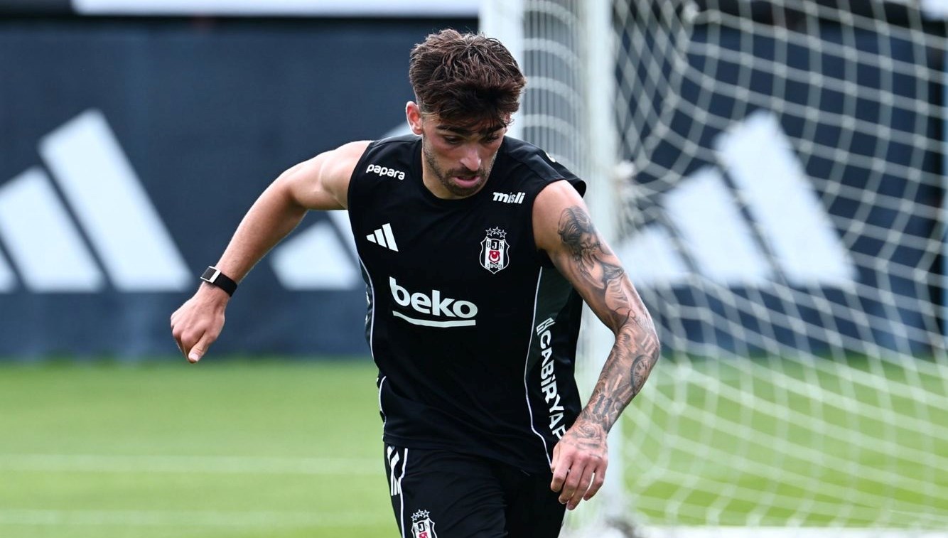 besiktasin yeni transferi jota silva ilk antrenmanina cikti zKNm2U9h