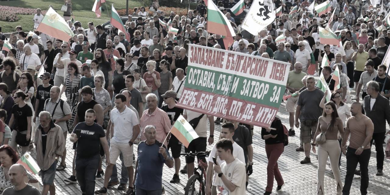 komsunun isyani turkiyeyi kiskandirdi tek sebebi euro ET6BXrUG