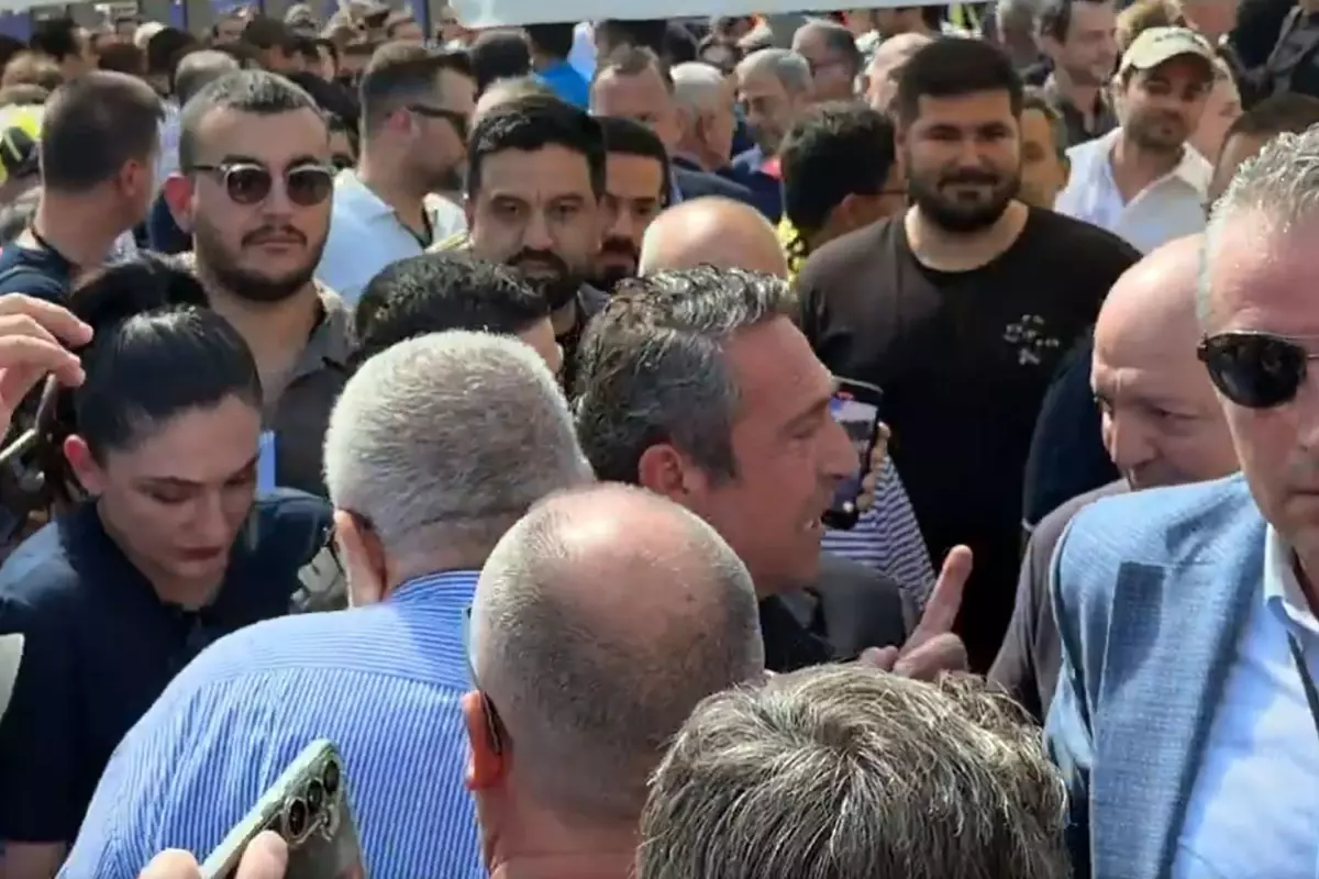 oy kullanmaya giden ali kocun zor anlari aman aman P7QwrEgI