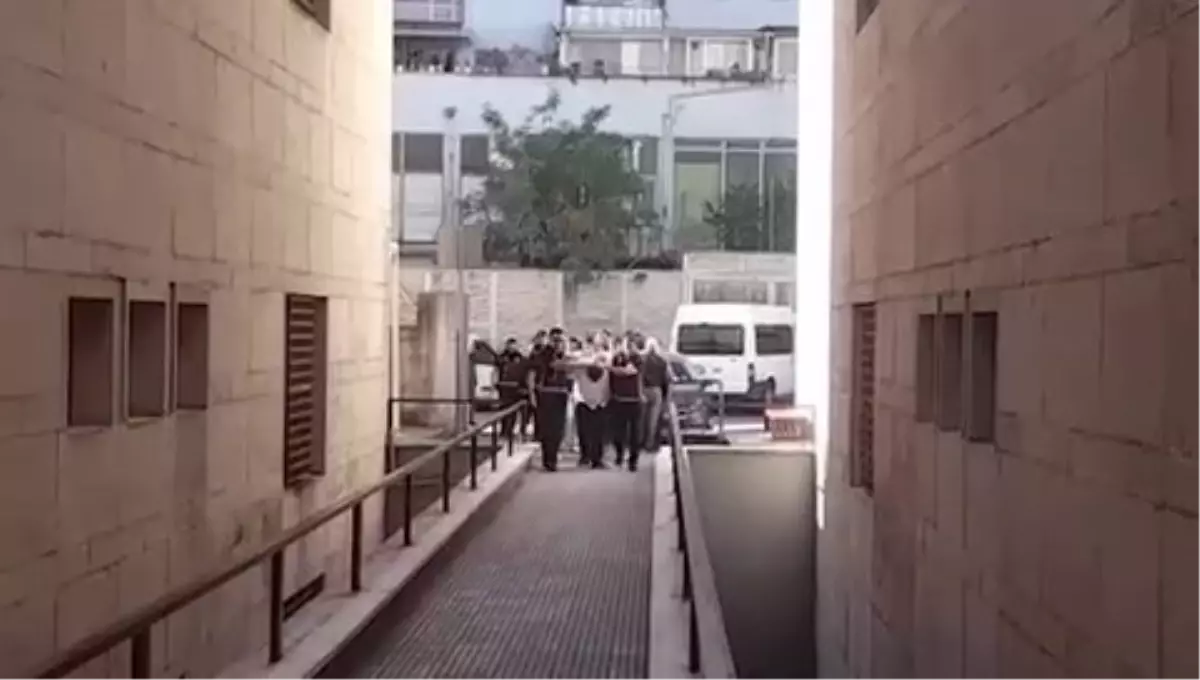 bursada suc orgutlerine operasyon 16 tutuklama Eg5dhA7Q.jpg