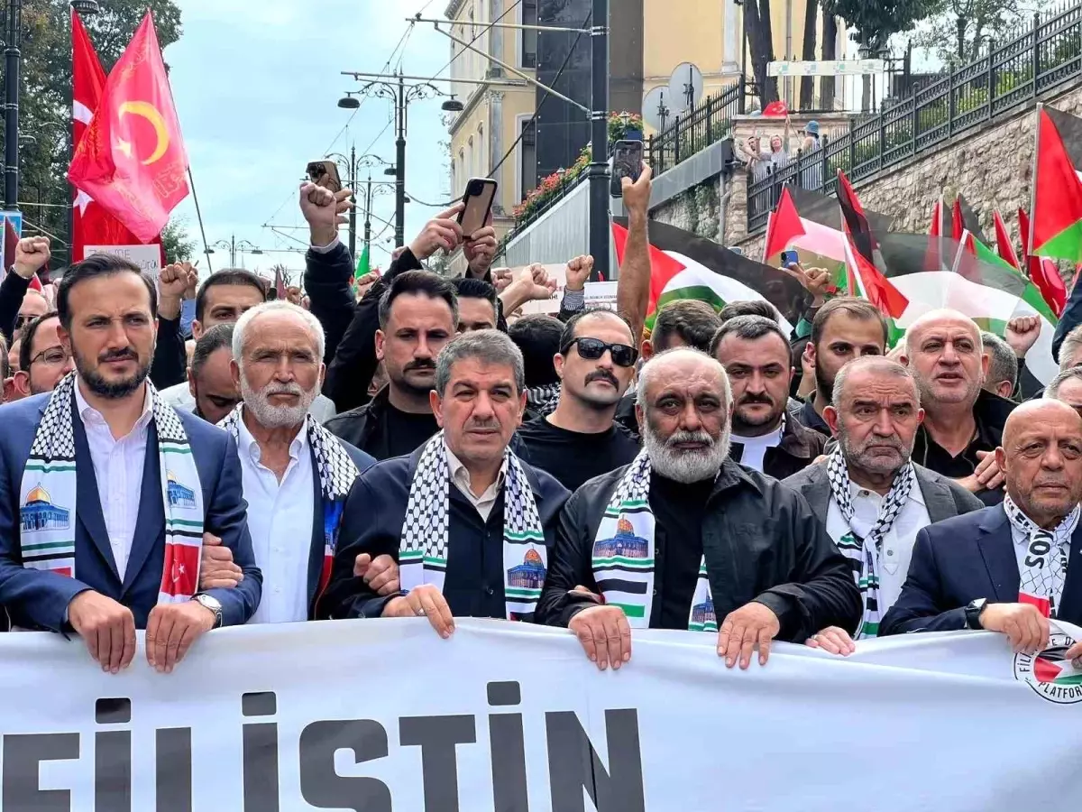 istanbulda filistin icin yuruyus FJNOVGLH