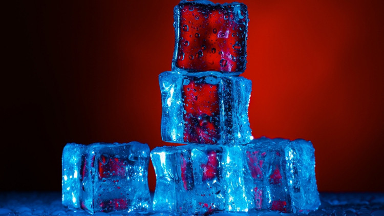 oda sicakliginda buz kesfedildi qmkfcsYg.jpg