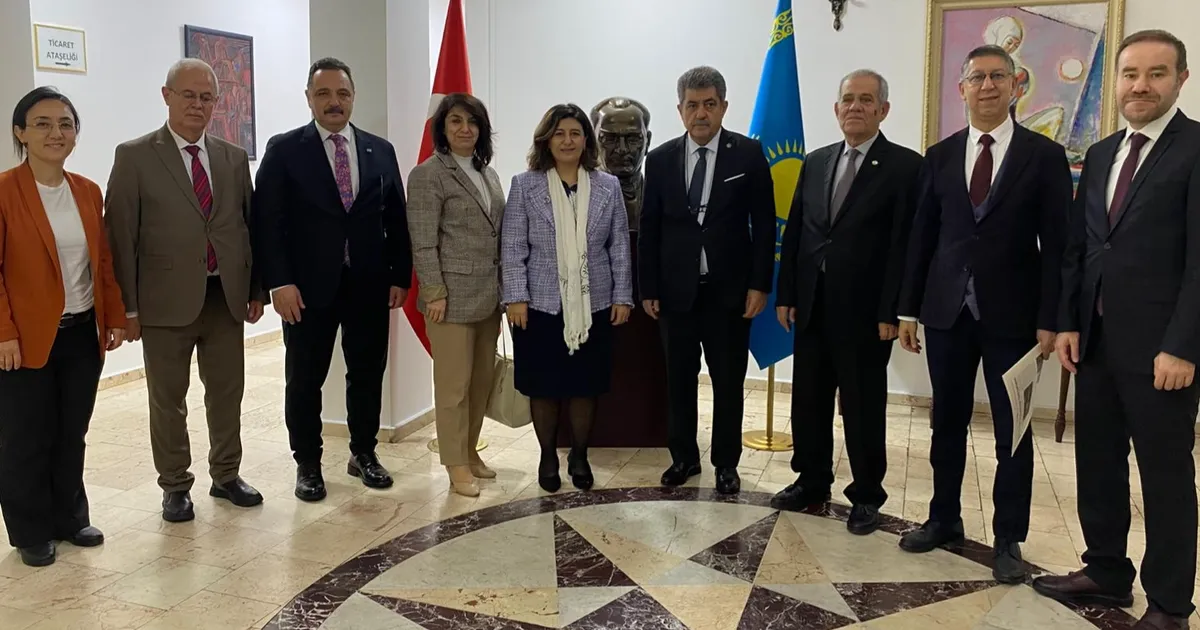 kazakistan almatida sempozyum ve festival heyecani leEHD38G.webp