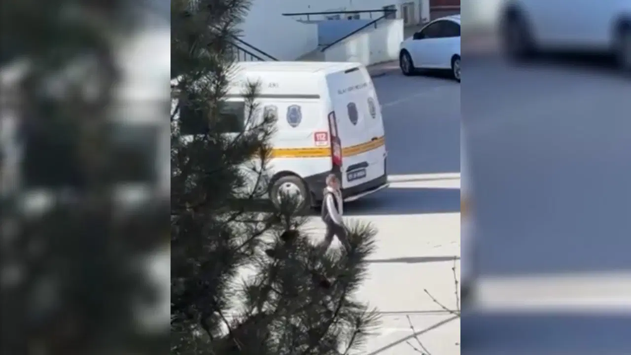 Bilecik’te Okul Tuvaletinde Silah ve Tehdit Notu Bulundu