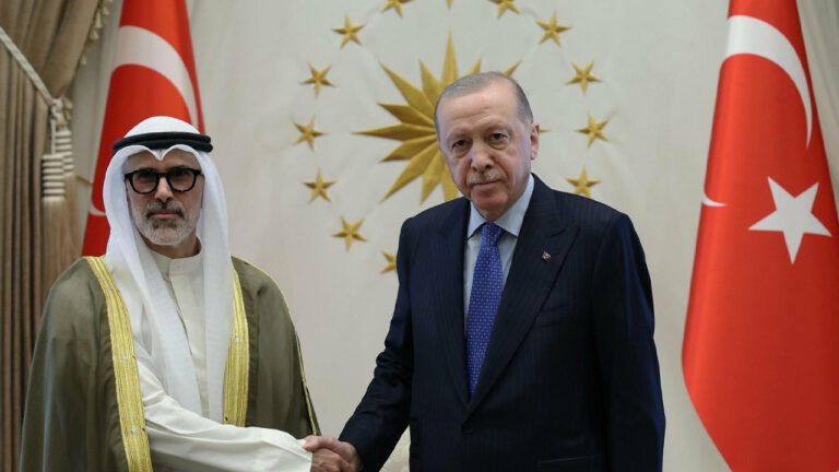 cumhurbaskani-erdogan-kuveyt-disisleri-bakanini-kabul-etti-QSFmiGkE