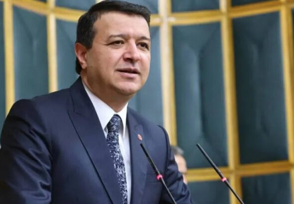 mahmut-arikandan-heybeliada-ruhban-okulu-cikisi-bu-bir-egemenlik-tecavuzudur-NLxsEwV2
