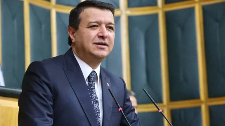 mahmut-arikandan-heybeliada-ruhban-okulu-cikisi-bu-bir-egemenlik-tecavuzudur-NLxsEwV2