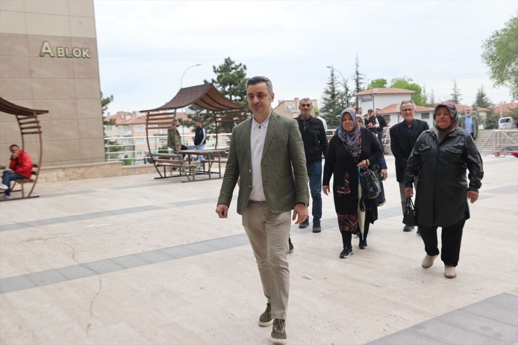 Kulak Çınlamasının Gizemi Çözüldü: Gerçek Sebep İçsel Bir Sorunmuş!