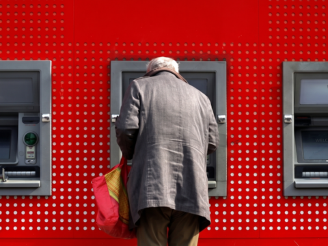 İki dev banka aynı kararı aldı: 95 şube birden kapatılıyor